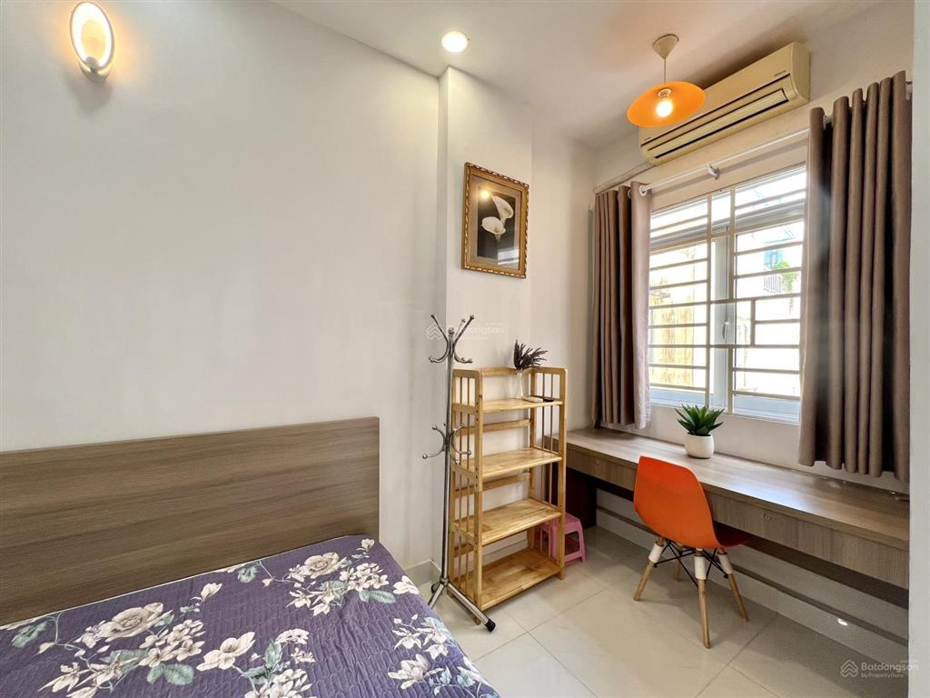 Cho thuê căn hộ balcony luxury 32m2 ngay điện biên phủ vòng xoay dân chủ toà nhà viettel quận 10
