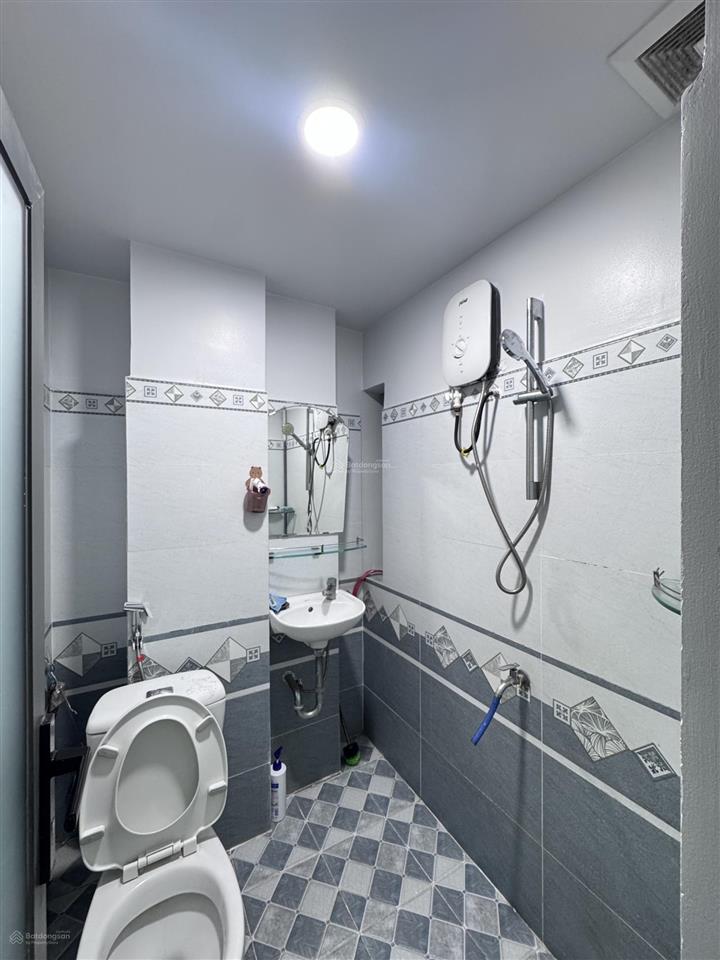 Cho thuê phòng trệt 15m² có nội thất, bếp lớn lối đi riêng phù hợp kinh doanh online, ngay hòa hảo