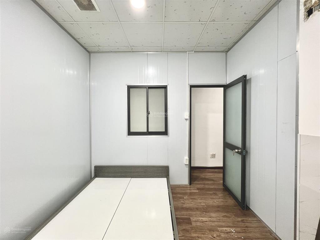 Cho thuê căn hộ 2 phòng ngủ 2wc 5ng4xe 50m2 full nội thất cửa sổ máy giặt riêng tô hiến thành q10