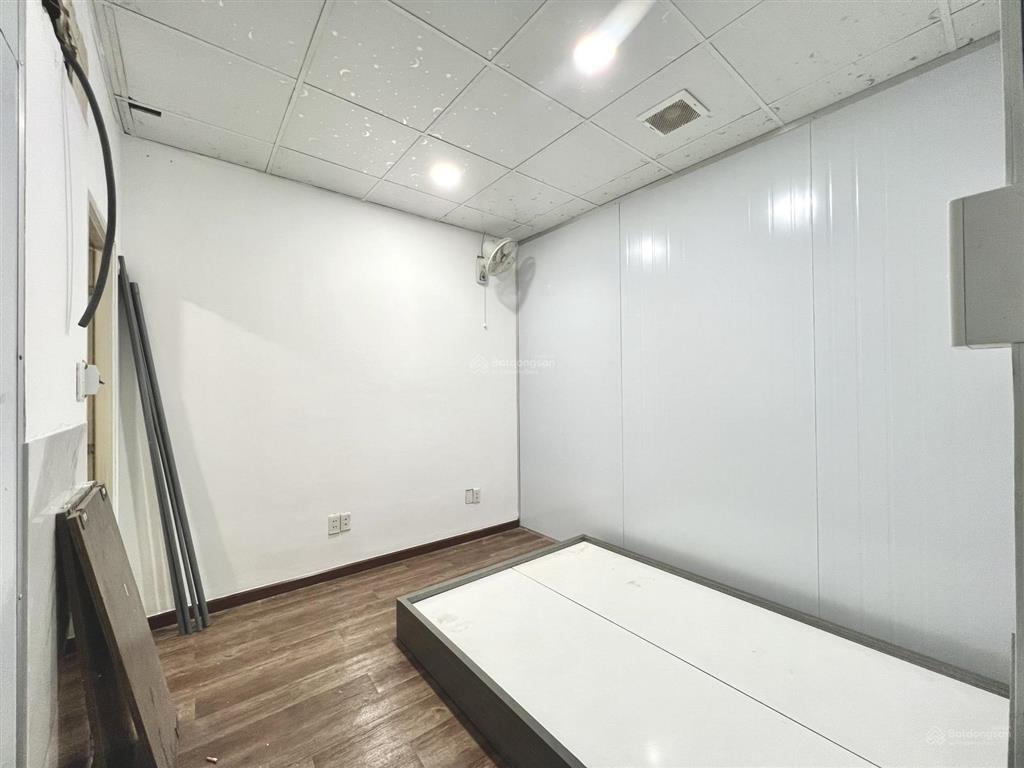 Cho thuê căn hộ 2 phòng ngủ 2wc 5ng4xe 50m2 full nội thất cửa sổ máy giặt riêng tô hiến thành q10