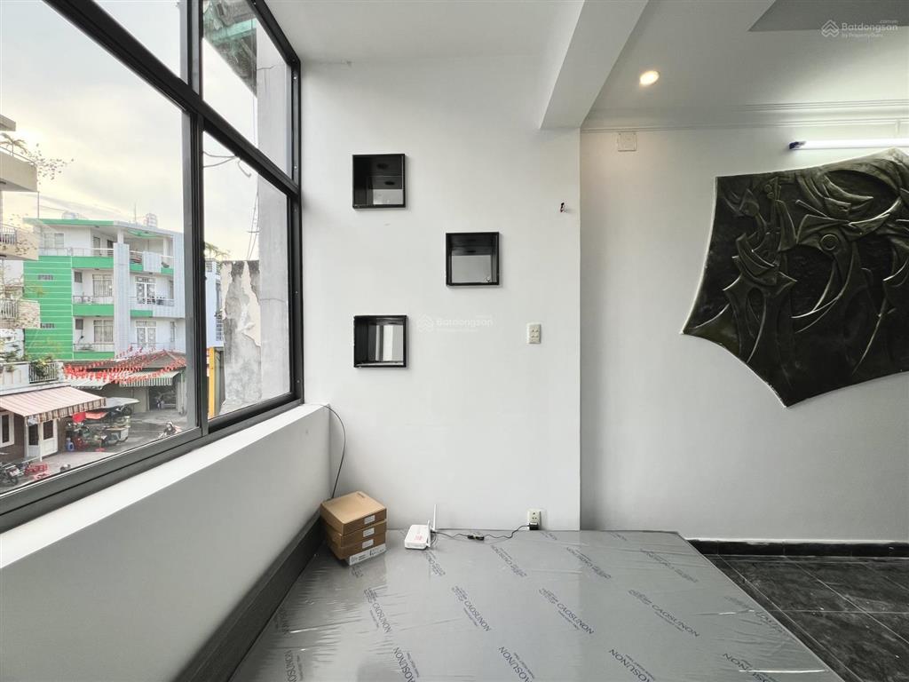 Cho thuê căn hộ 2pn 45m² full nội thất new balcon thoáng 4ng3xe ngay đh kinh tế ueh quận 10