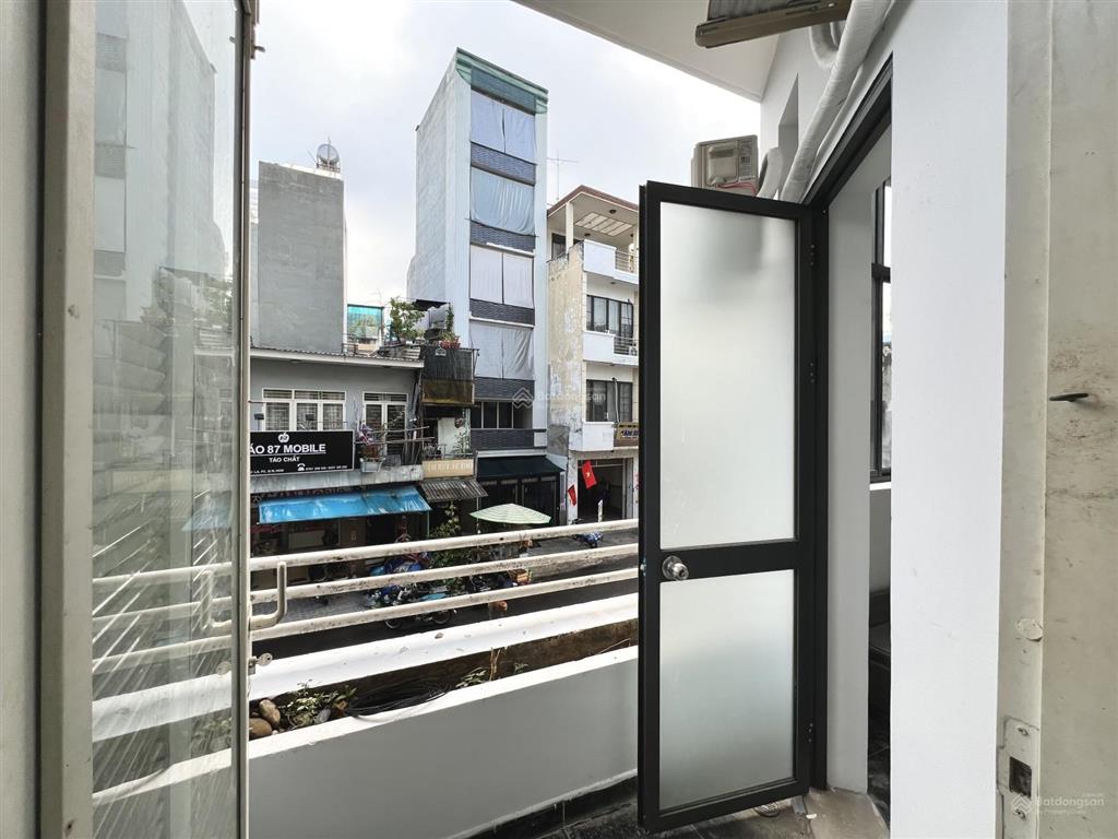 Cho thuê căn hộ 2pn 45m² full nội thất new balcon thoáng 4ng3xe ngay đh kinh tế ueh quận 10