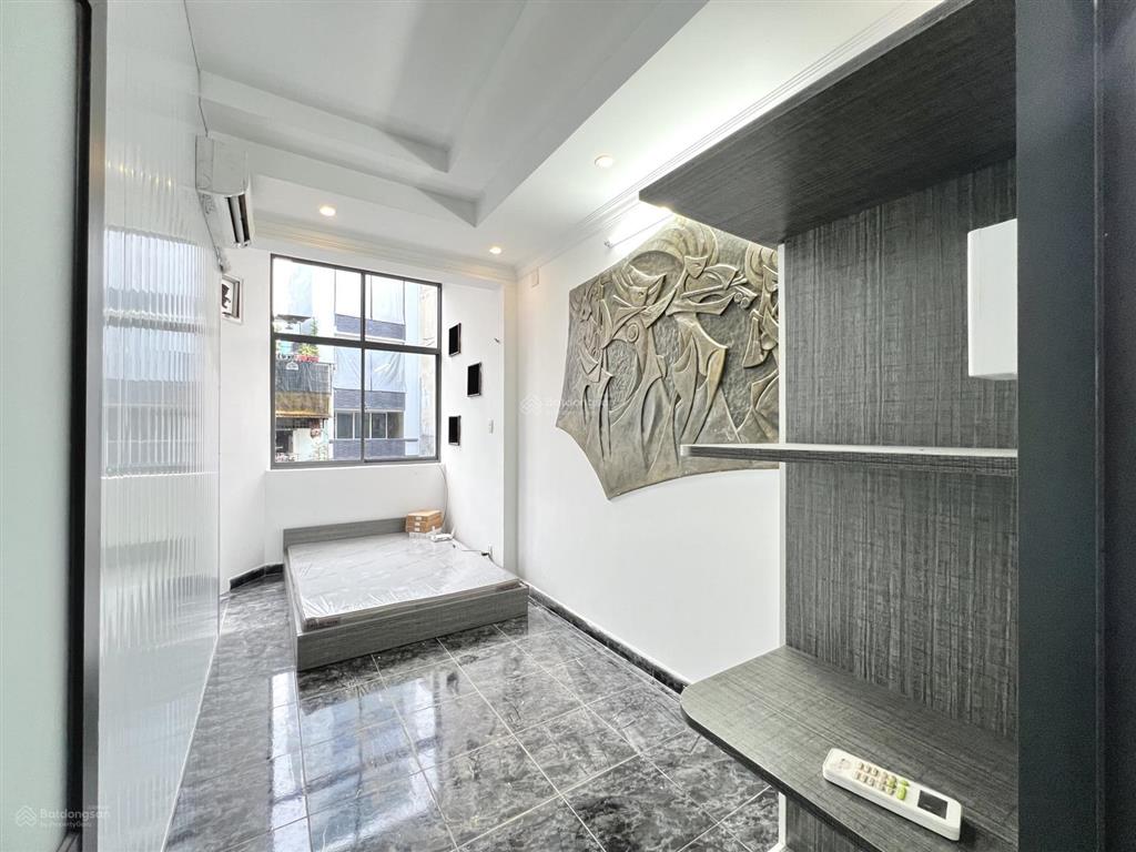 Cho thuê căn hộ 2pn 45m² full nội thất new balcon thoáng 4ng3xe ngay đh kinh tế ueh quận 10