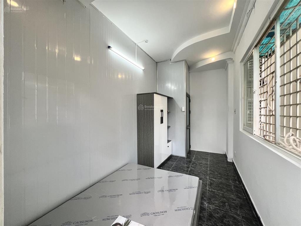 Cho thuê căn hộ 2pn 45m² full nội thất new balcon thoáng 4ng3xe ngay đh kinh tế ueh quận 10