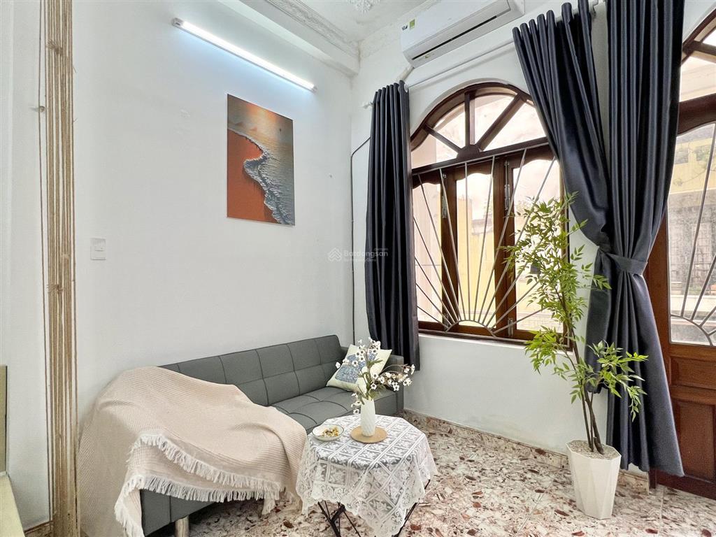 Cho thuê căn hộ studio 35m2 balcon full nt 4ng4xe ngay cao thắng gần đh kinh tế ueh, đh sgu, cđ kt