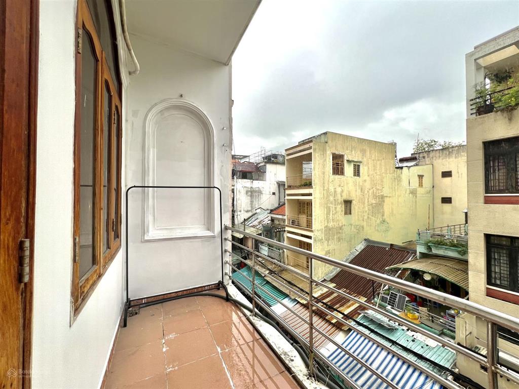 Cho thuê căn hộ studio 35m2 balcon full nt 4ng4xe ngay cao thắng gần đh kinh tế ueh, đh sgu, cđ kt