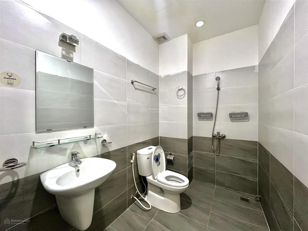 Cho thuê căn hộ studio 35m2 balcon full nt 4ng4xe ngay cao thắng gần đh kinh tế ueh, đh sgu, cđ kt