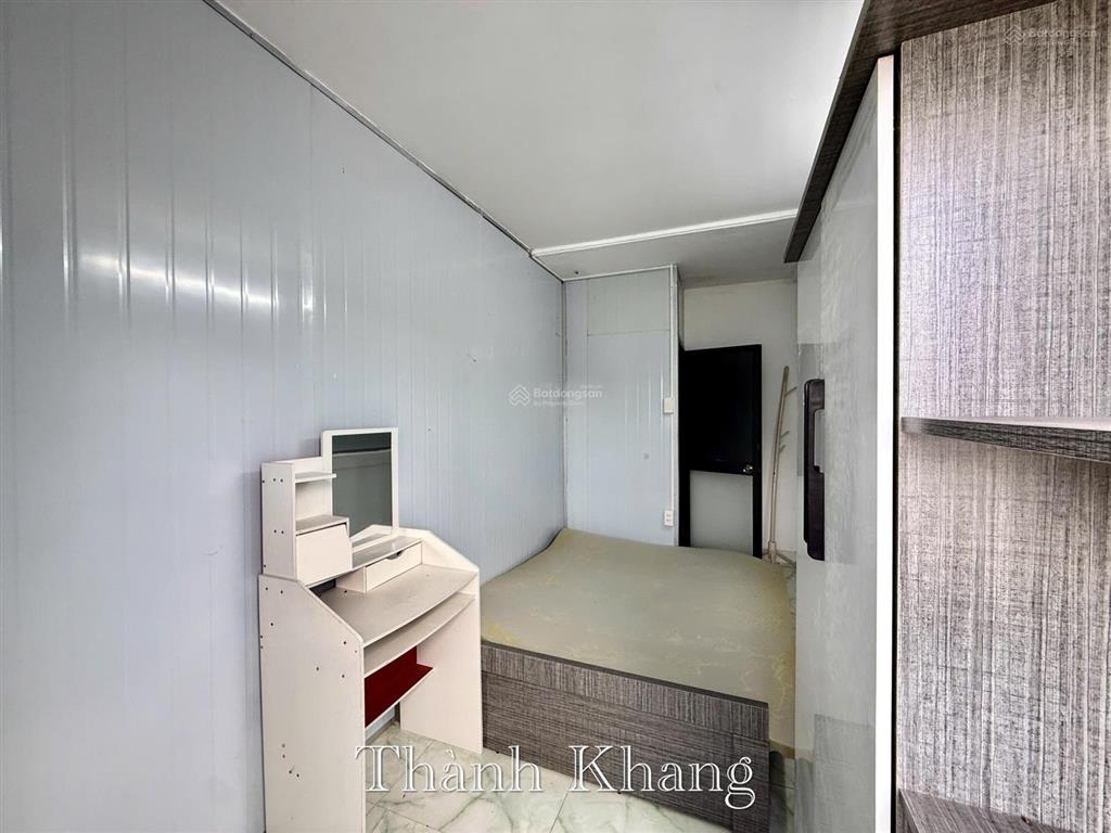 Cho thuê phòng 2pn 4ng4xe 45m2 balcon lớn full nội thất mgiặt riêng ngay mặt tiền ntl sát ueh q10