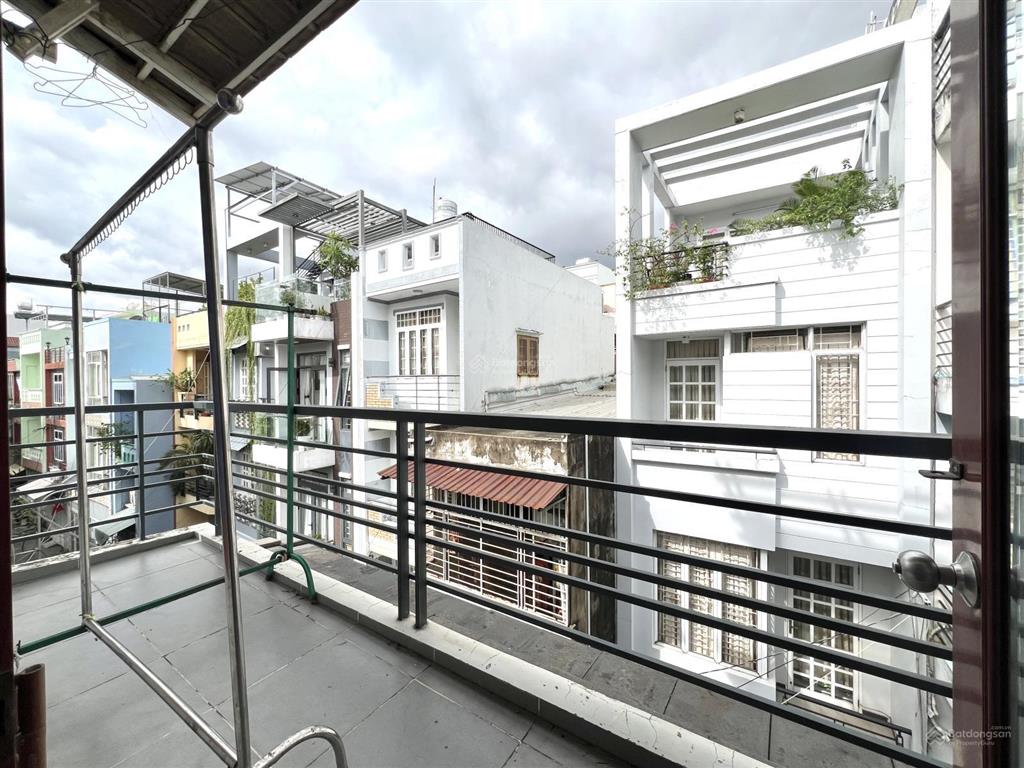 Cho thuê nguyên tầng 50m2 2pn ntcb balcon 4ng3xe ngay gần đh bách khoa, đh kinh tế ueh q10