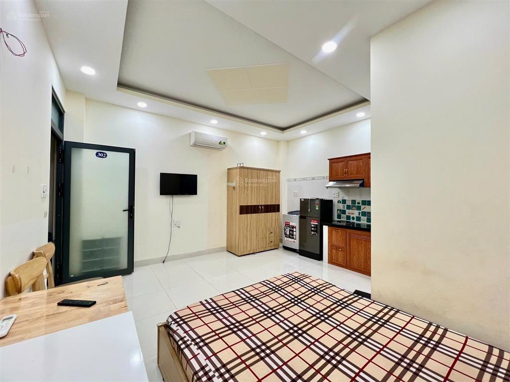 Cho thuê căn hộ studio 30m2 full nội thất máy giặt riêng ngay thành thái đh hoa sen quận 10