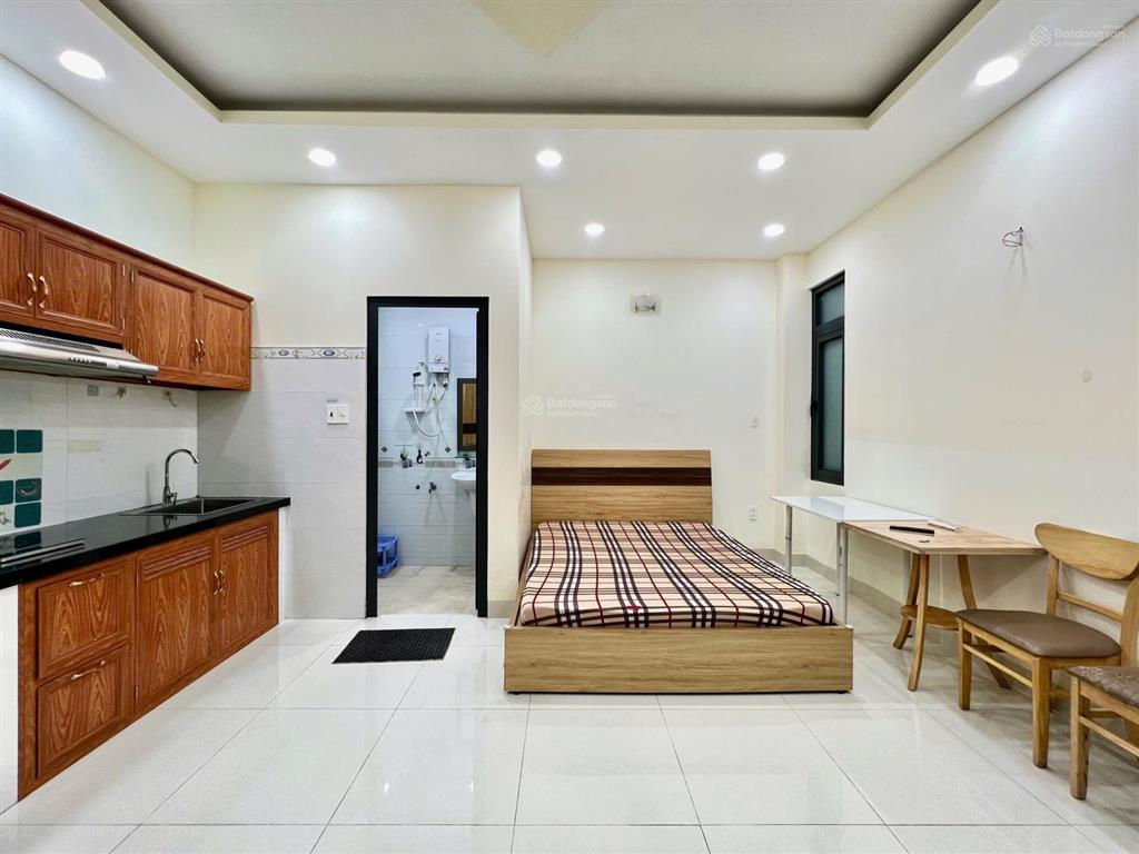 Cho thuê căn hộ studio 30m2 full nội thất máy giặt riêng ngay thành thái đh hoa sen quận 10