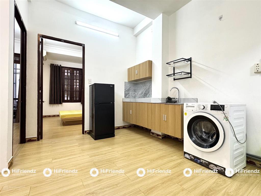 Cho thuê 2pn 55m2 4ng4xe balcon full nt giặt riêng ngay chân cầu vượt 3/2 nút giao thành thái q10