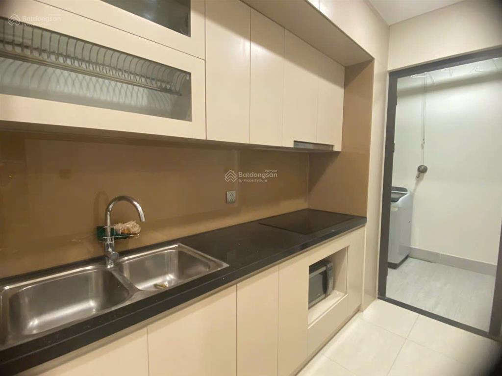Bán căn 2n + 1 giá tốt nhỉnh 6 tỷ đã gồm thuế + phí + 5%