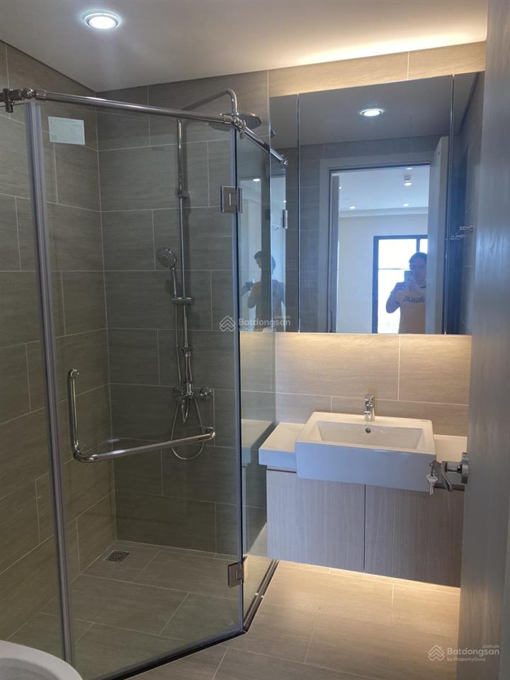 Em thảo bán nhà 3 phòng ngủ giá chỉ 6,5 tỷ thu về.  em thảo hỗ trợ xem nhà