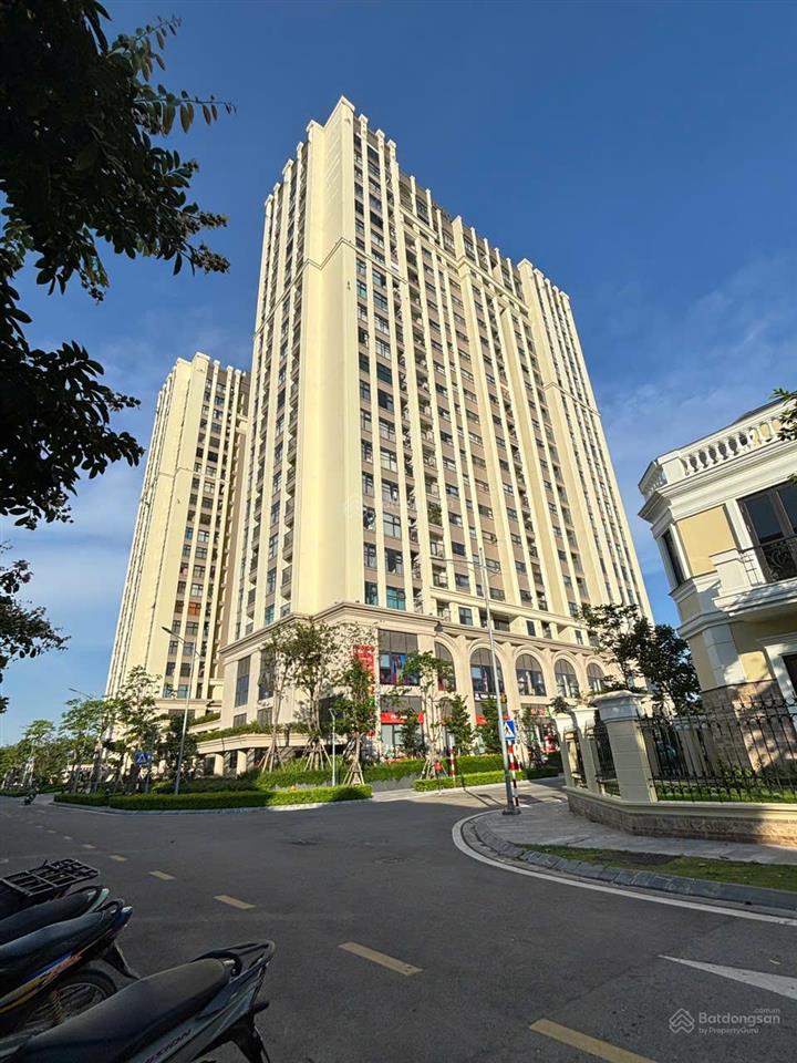 Em thảo bán căn hộ 2n + 1 view hồ. các bác  em để xem nhà nhé ạ 0766 954 ***