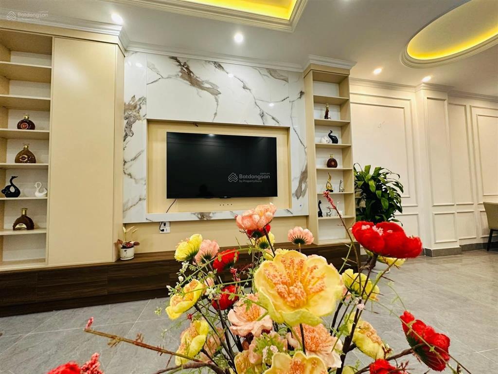 Siêu siêu rẻ! 6 tầng thang máy, nhà mới fun nội thất, phân lô quân đội trung tâm thanh xuân