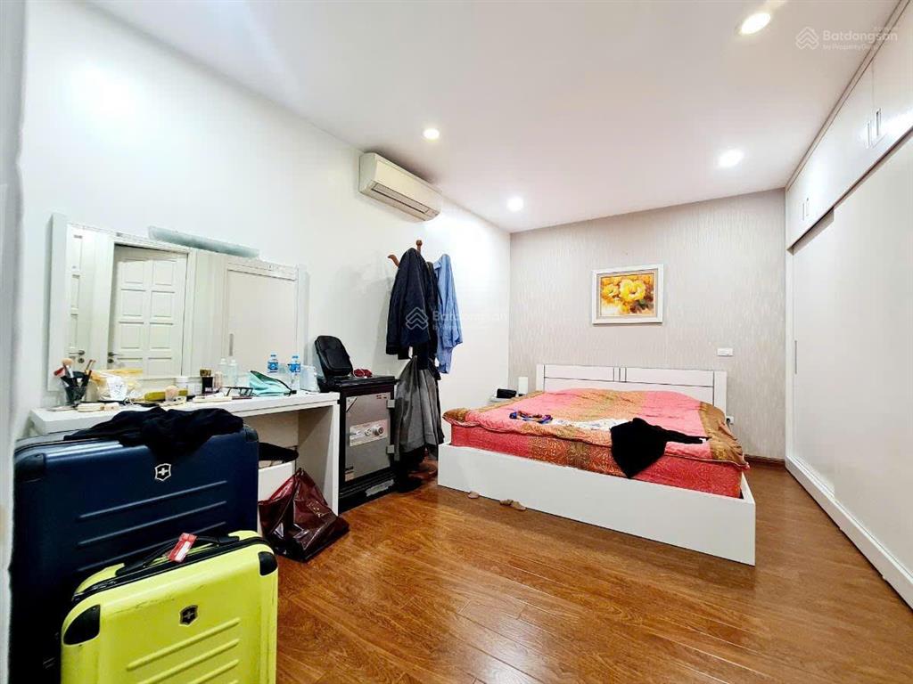 Phố nguyễn khánh toàn, cầu giấy chỉ 276tr/m2, ôtô tránh nhau mặt ngõ kinh doanh 132m2 x 2t, mt 6m