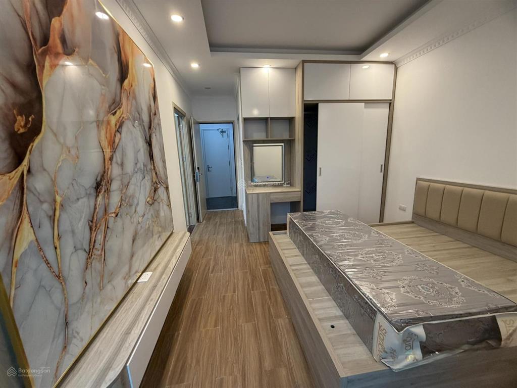 Toà căn hộ lạc long quân, tây hồ  lô góc 3 mặt ngõ, kinh doanh dt 71m2 xây mới 7t, dt 100tr