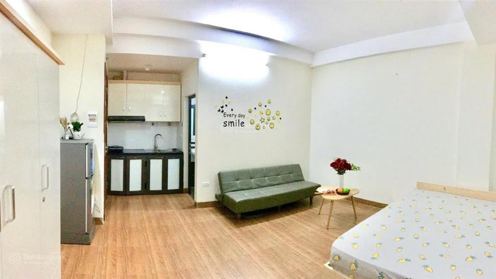 Tòa nhà 8 tầng thang máy thành thái  cầu giấy 160m2 mt 9m  ô tô vào nhà  dòng tiền 1.8 tỷ/ năm