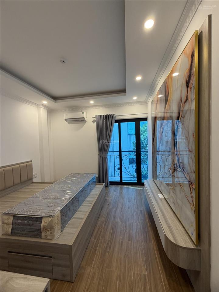 Toà căn hộ lạc long quân tây hồ 11 tỷ dt 50m2x5 tầng mới thang máy ôtô cách 30m dt 40tr/tháng