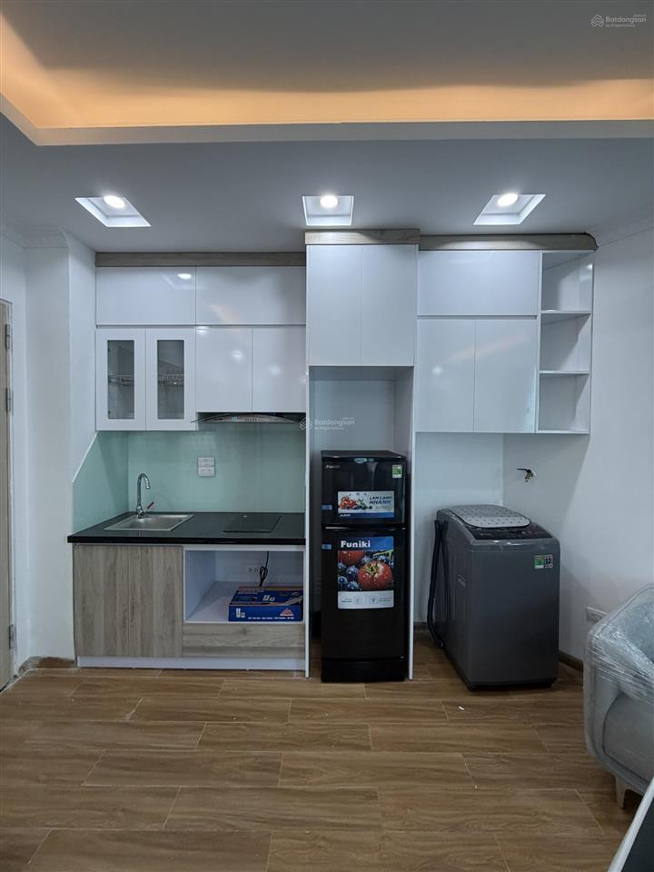 Toà căn hộ lạc long quân tây hồ 11 tỷ dt 50m2x5 tầng mới thang máy ôtô cách 30m dt 40tr/tháng