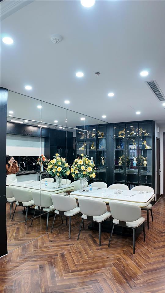 Phân lô vip trung kính xây mới 7 tầng thang máy  ô tô tránh  kinh doanh văn phòng