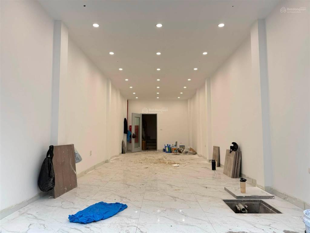 Giảm chào 4 tỷ mặt phố thụy khuê  63m2 xây mới 7 tầng thang máy  kinh doanh đỉnhgiá chỉ 34,6 tỷ