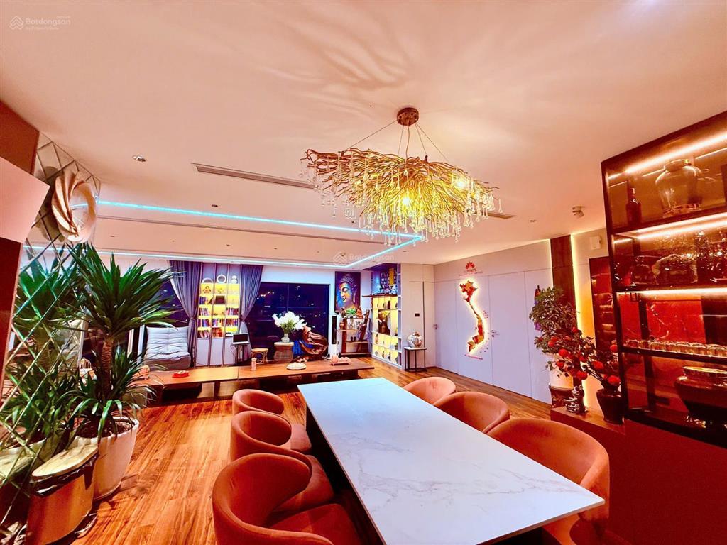 Siêu hiếmcăn hộ goldmark city 136 hồ tùng mậu4 ngủfull nội thất cao cấpdt 140m2giá chỉ 11,3 tỷ
