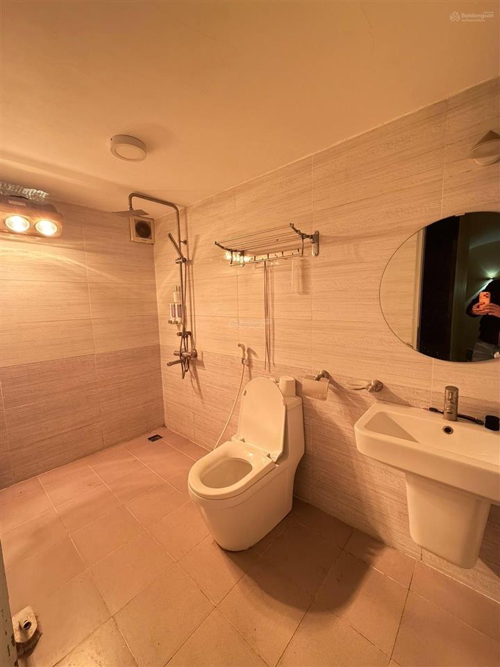 Bán nhà mỹ đình 12 tỷ, 43m2 x 7 tầng thang máy, ngõ 5m, ô tô 7 chỗ đỗ cửa