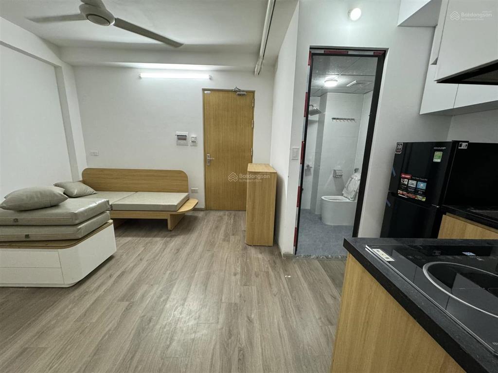 Tòa apartment ôtô tránh phố nguyễn văn huyên100m2 xây mới 9 tầng có hầmdt 1.44tỷ/năm  chỉ 51.5tỷ