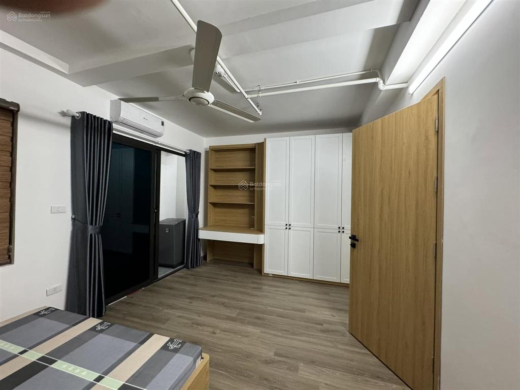 Tòa apartment ôtô tránh phố nguyễn văn huyên100m2 xây mới 9 tầng có hầmdt 1.44tỷ/năm  chỉ 51.5tỷ