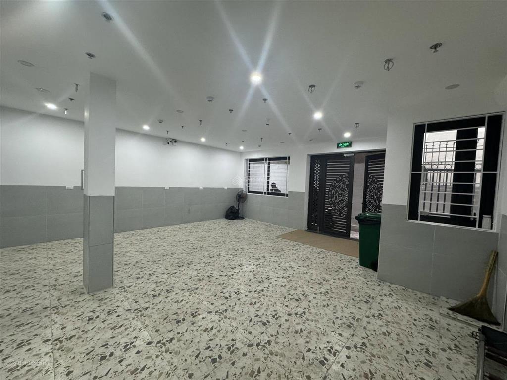 Siêu hiếm! tòa căn hộ trung liệt xây mới 7 tầng thang máy15 căn hộ dòng tiền 1 tỷ/nămgiá 18,5 tỷ