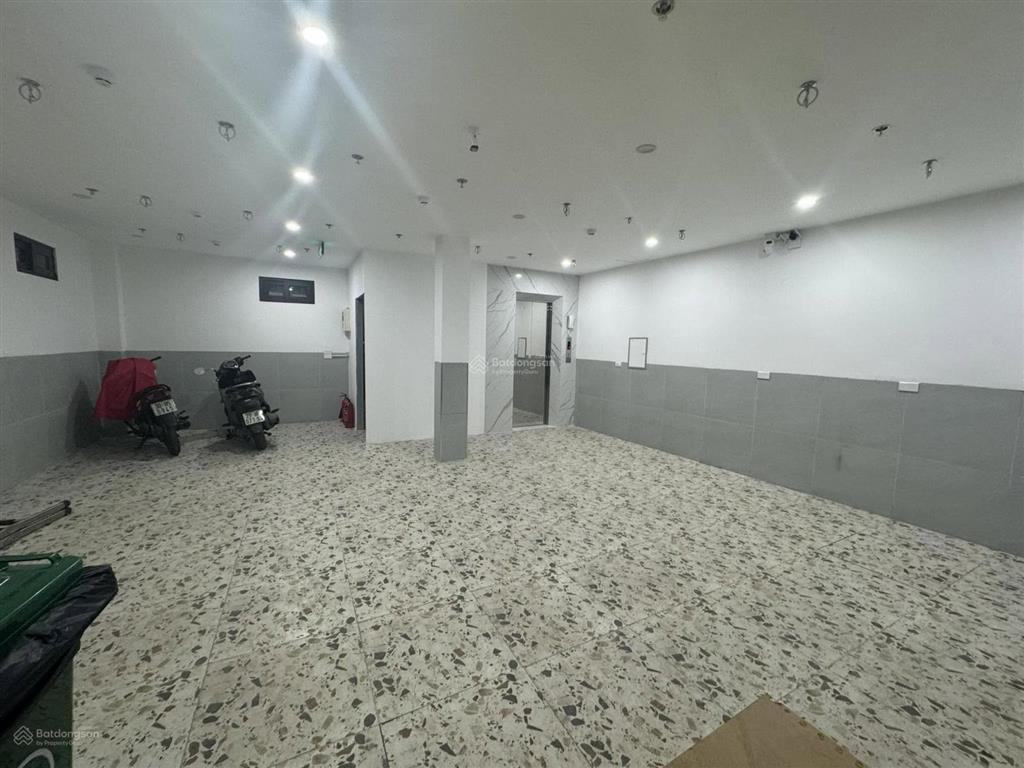 Siêu hiếm! tòa căn hộ trung liệt xây mới 7 tầng thang máy15 căn hộ dòng tiền 1 tỷ/nămgiá 18,5 tỷ