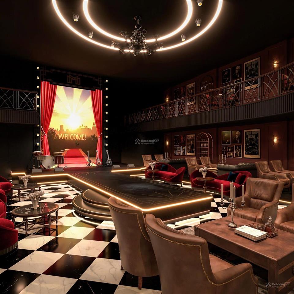 Tòa nhà 15 tầng xây mới mặt phố vip nguyễn phong sắclô góc 4 mặt thoáng588m2 có 2 hầmgiá 600 tỷ