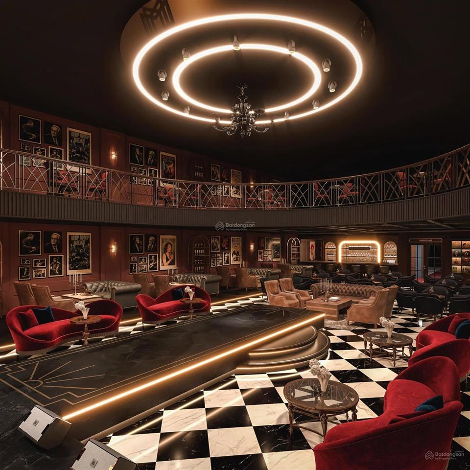 Tòa nhà 15 tầng xây mới mặt phố vip nguyễn phong sắclô góc 4 mặt thoáng588m2 có 2 hầmgiá 600 tỷ