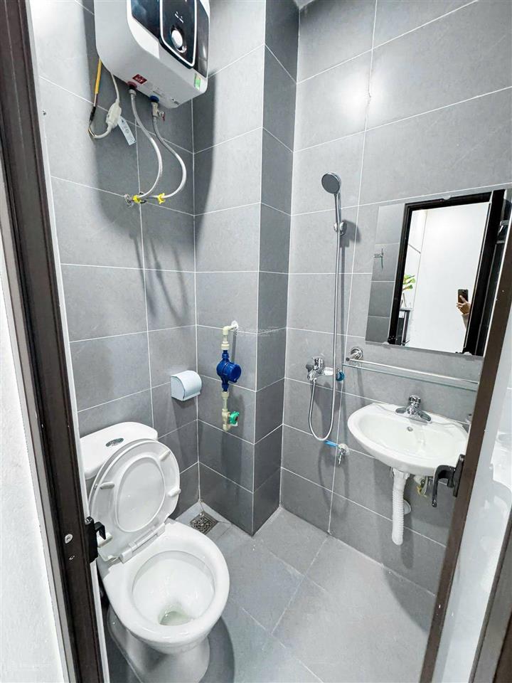 Siêu phẩm tòa chdv cao cấp định công  62m2 xây mới 6 tầng thang máy  dt 1,08 tỷ/năm  chỉ 17,4 tỷ