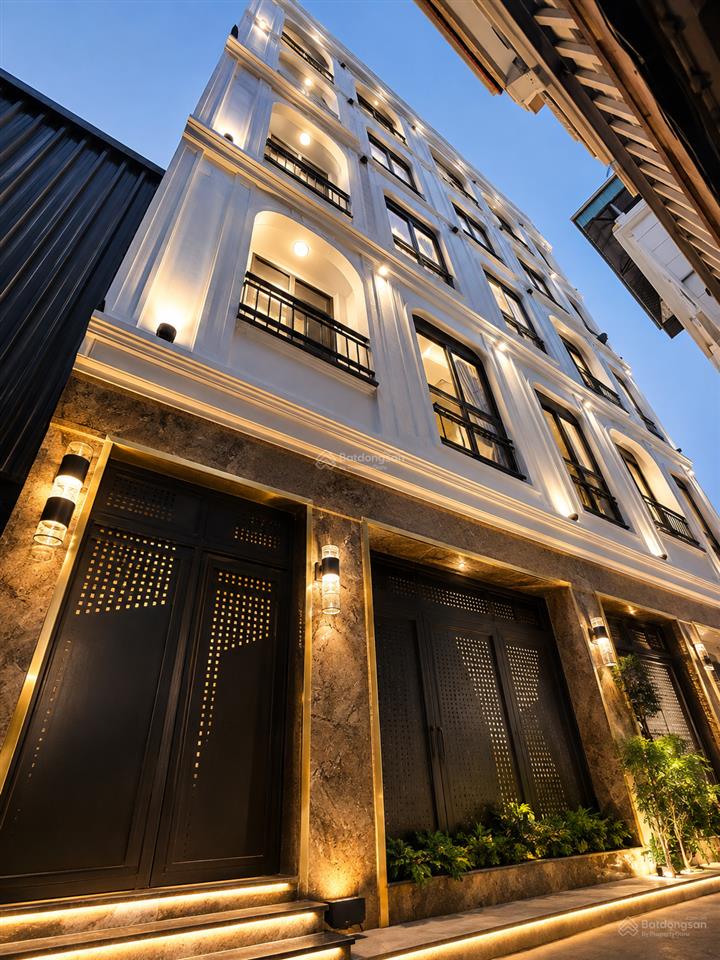 Siêu phẩm tòa chdv cao cấp định công  62m2 xây mới 6 tầng thang máy  dt 1,08 tỷ/năm  chỉ 17,4 tỷ