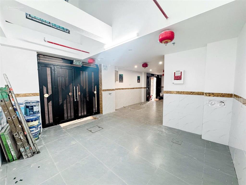 Siêu phẩm tòa chdv cao cấp định công  62m2 xây mới 6 tầng thang máy  dt 1,08 tỷ/năm  chỉ 17,4 tỷ