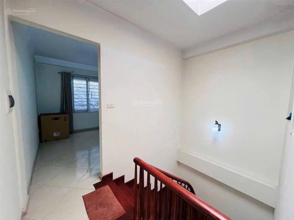 Vị trí đắc địa! dương quảng hàm 37m x 5 tầng ô tô đỗ cửa ngõ thông  full nội thất 11,5 tỷ