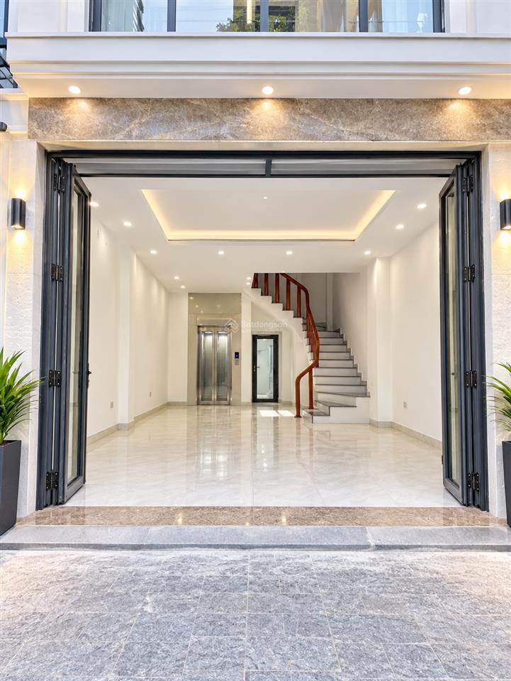 Đông ngạc kẻ vẽ quận bắc từ liêm nhà xây mới 30m2 x 5t thang máy ô tô đỗ cửa giá 7,7 tỷ