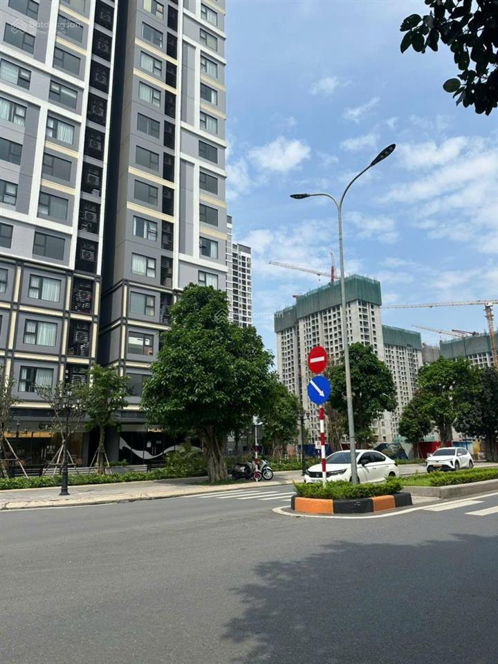 4,950 tỷ sở hữu căn góc 2 phòng ngủ 2 vs, 73,4 m2 view công viên, view trường học