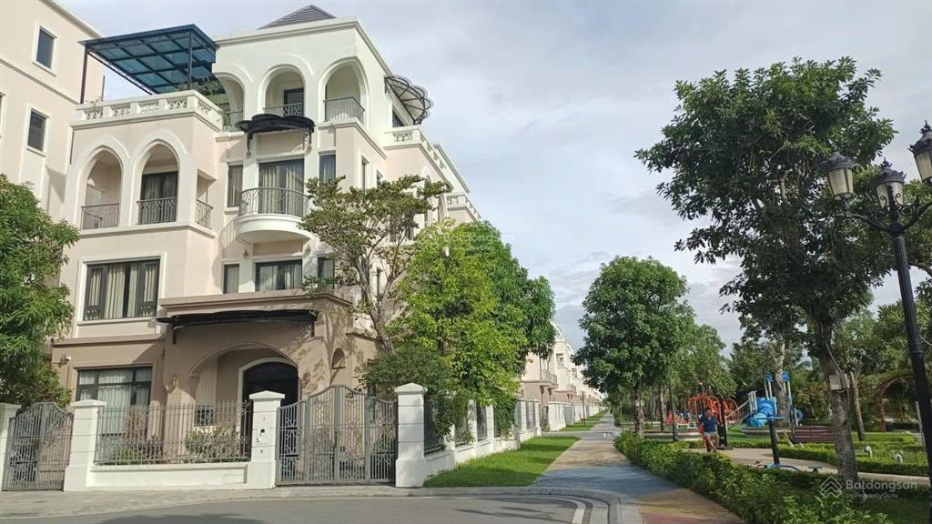 50tr sở hữu bt đơn lập 230m² full đồ có thang máy phân khu cọ xanh view vườn hoa view sông