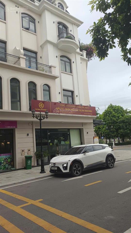 Cho thuê shophouse 7m mặt tiền kinh đô vinhomes ocean park 2, giá 9 tr, 84 m2, 2 tầng, 2wc