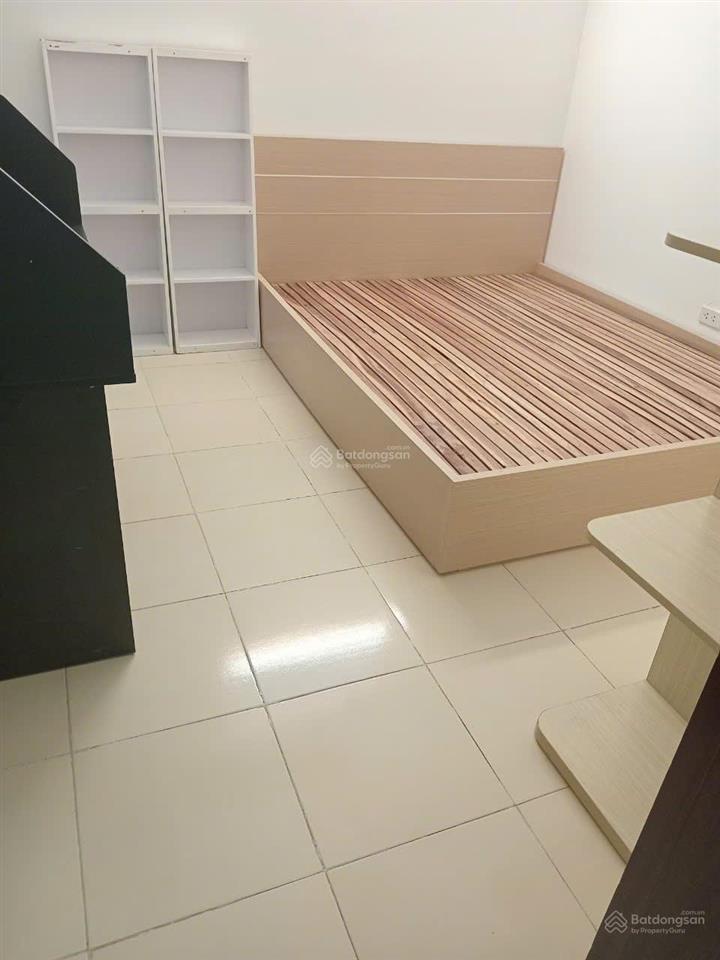 Chính chủ bán căn hộ chung cư ngõ 36 hoàng cầu cách hồ hoàng cầu mấy bước chân