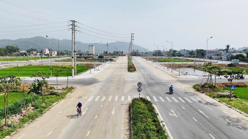 Bán đất 200m2 tại khu du lich hải tiến thanh hóa, 1,9 tỷ vnd