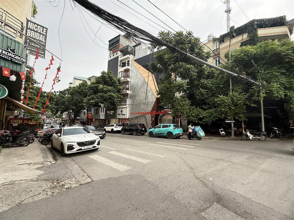 🔅 TÒA NHÀ MẶT PHỐ ĐÊ LA THÀNH, 165M2 11 TẦNG MT SIÊU ĐẸP 9M, GIÁ CHỈ 90 TỶ 🔅