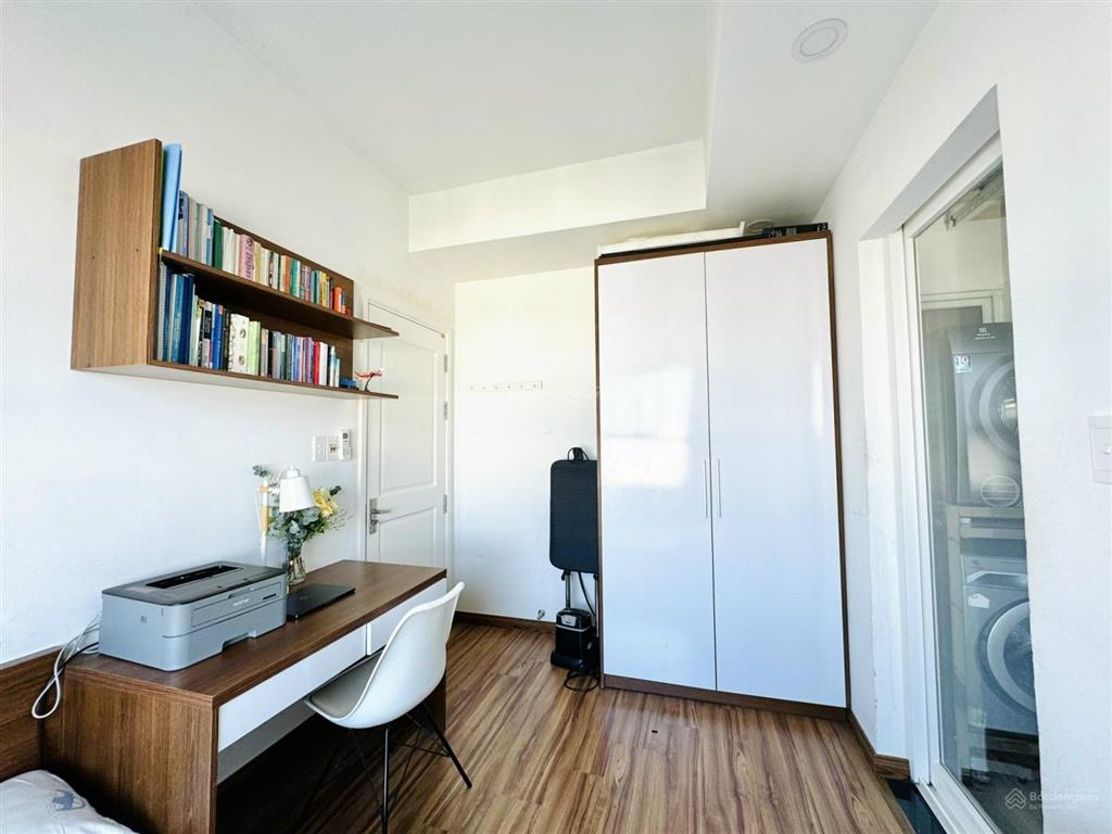 Chính chủ bán gấp 2pn 2wc cc 9 view, q9, 2,95 tỷ, 65m2 có ban công.  gấp 0906 948 ***
