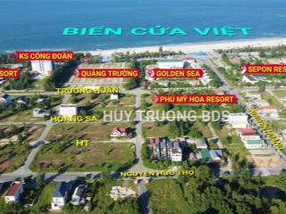 Mặt tiền trương hoàn sau lưng quảng trường biển view biển cửa việt