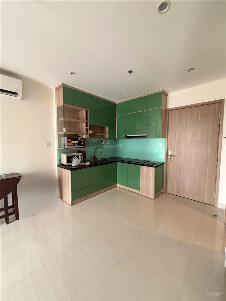 Cho thuê căn hộ 2pn  vinhomes grand park dọn vào ở liền