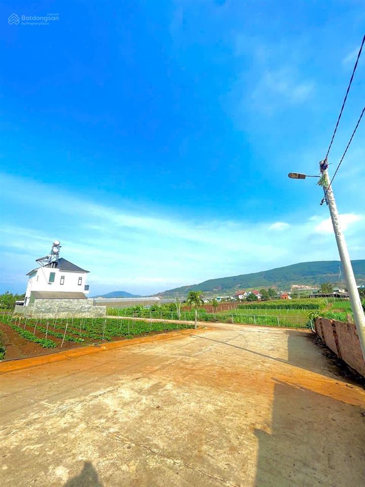 Bán lô đất giáp suối thoáng đẹp, 357.4m2 chỉ 1.8tỷ ngay trung tâm hiệp thạnh, về đà lạt chỉ 30 phút